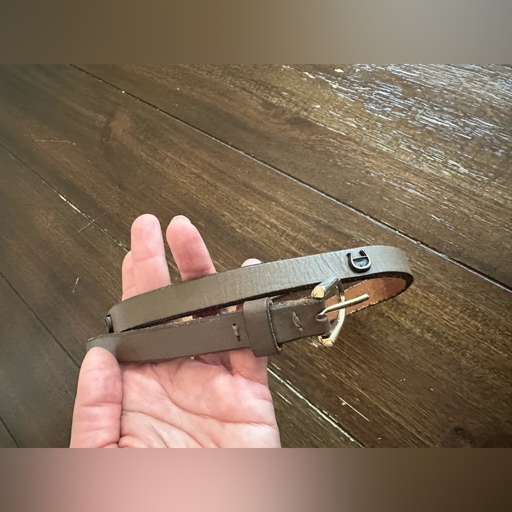 Vintage Etienne Aigner belt